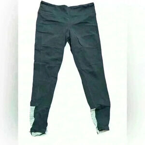 Lucy black leggings with green accents size XL .  Perfect core collection